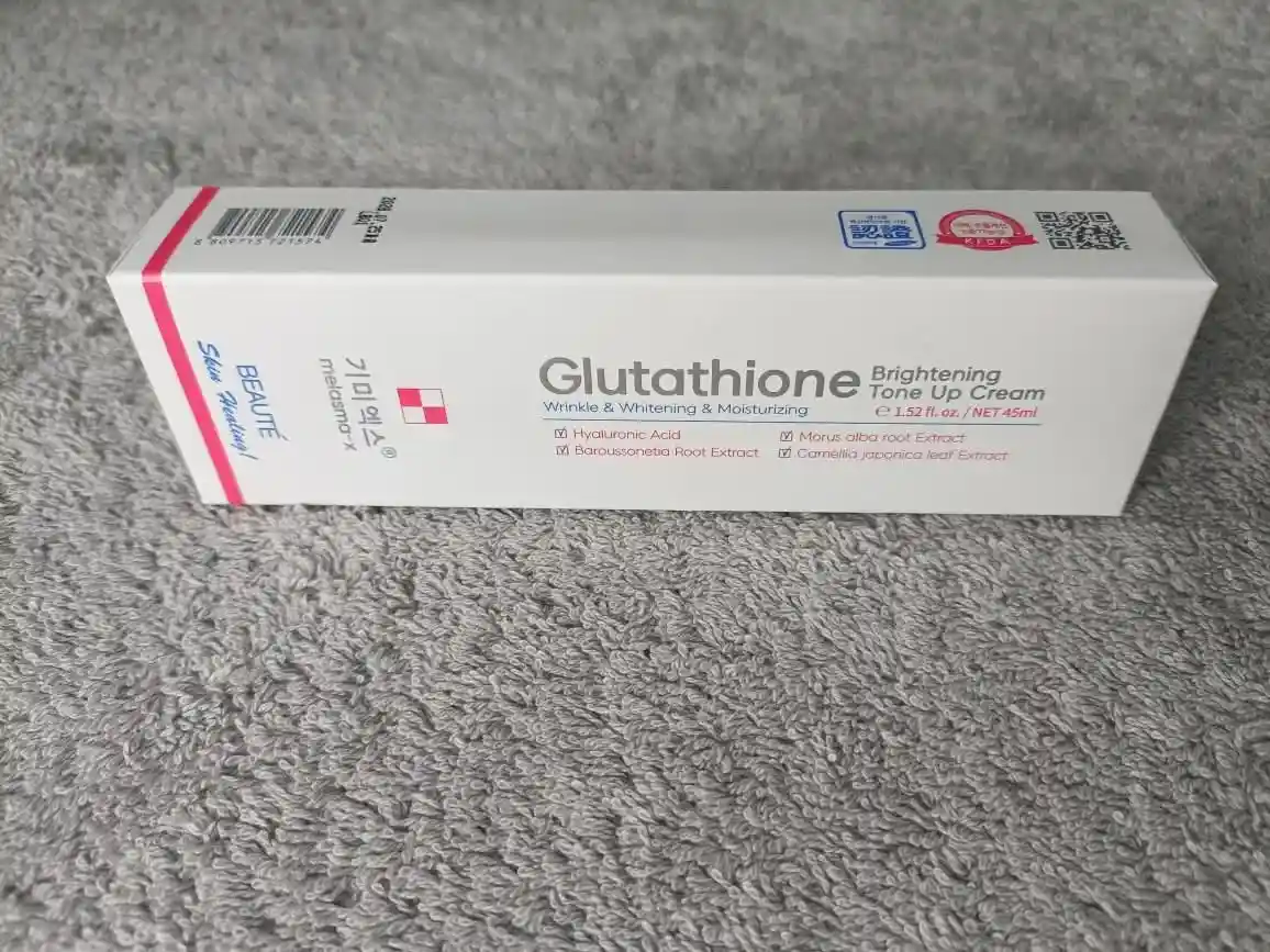 Glutathione Brightening Tone Up Cream