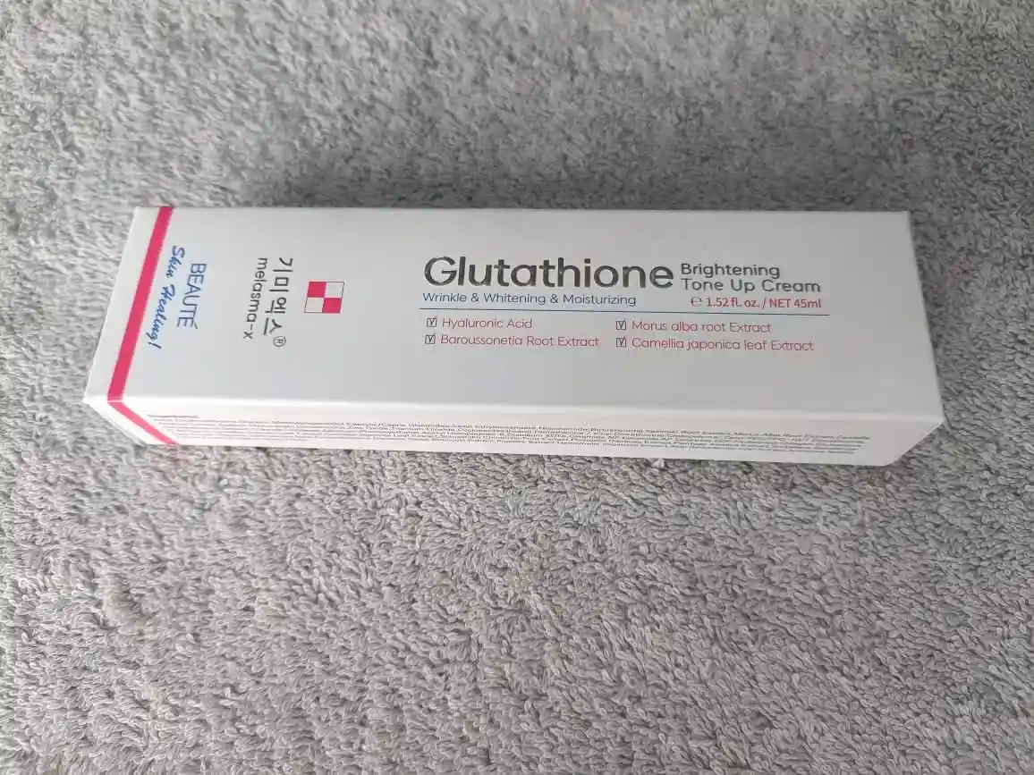 Glutathione Brightening Tone Up Cream
